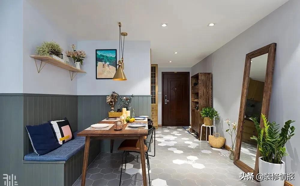 进门就是客餐厅一体卡座设计,餐厅全卡座设计效果图