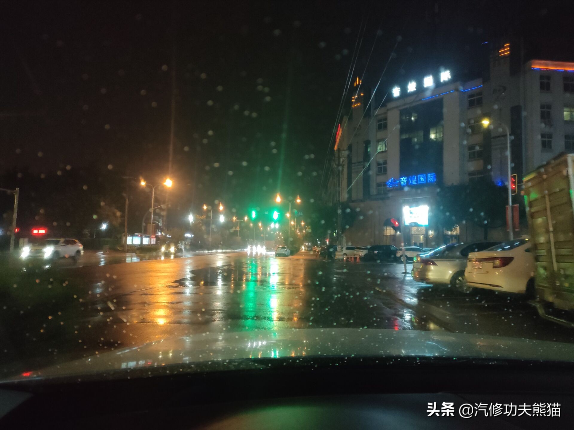 当年奥迪q5多少钱,奥迪q5当年卖70万