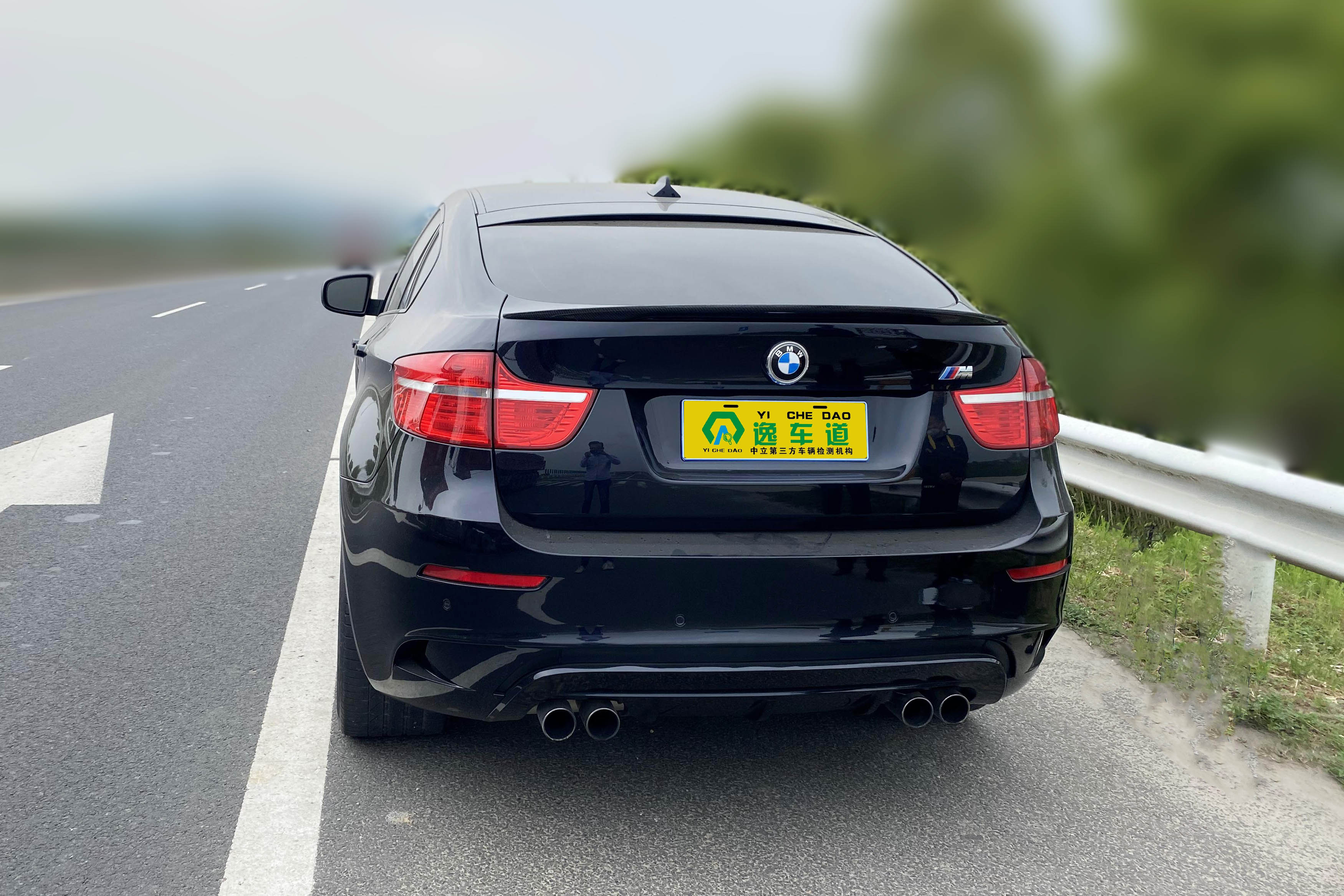 宝马x6个人出售,一手车源个人出售宝马x6