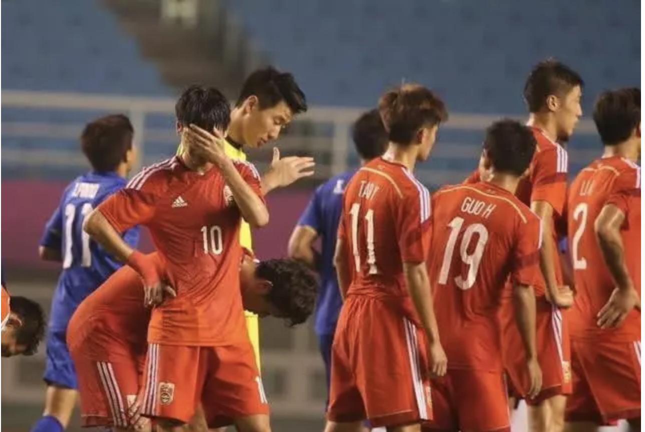 郝伟新国奥热身赛,国奥新帅郝伟出征视频