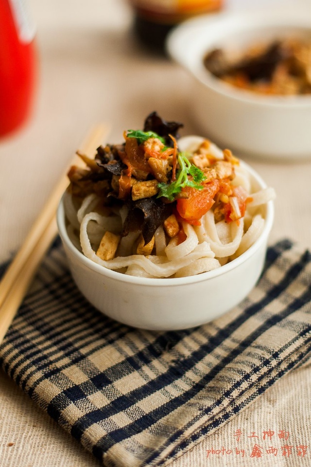 中午适合吃什么清凉面条,夏天吃什么面条凉快还好吃