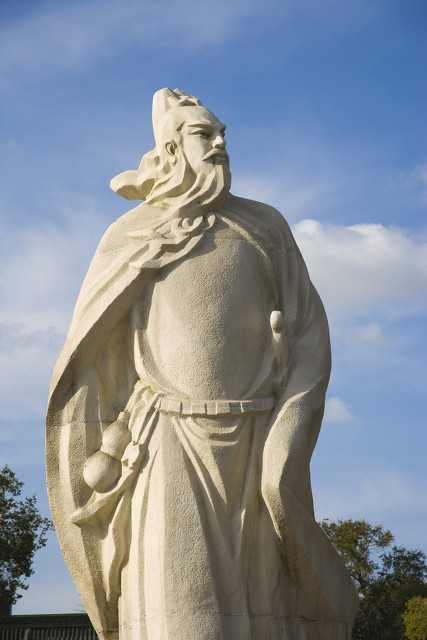 李白送友人赏析50字,李白送友人原文翻译及赏析