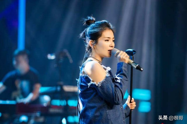 跨界歌王刘涛接替栗坤事出有因，为何称她为召集人，而不是主持人