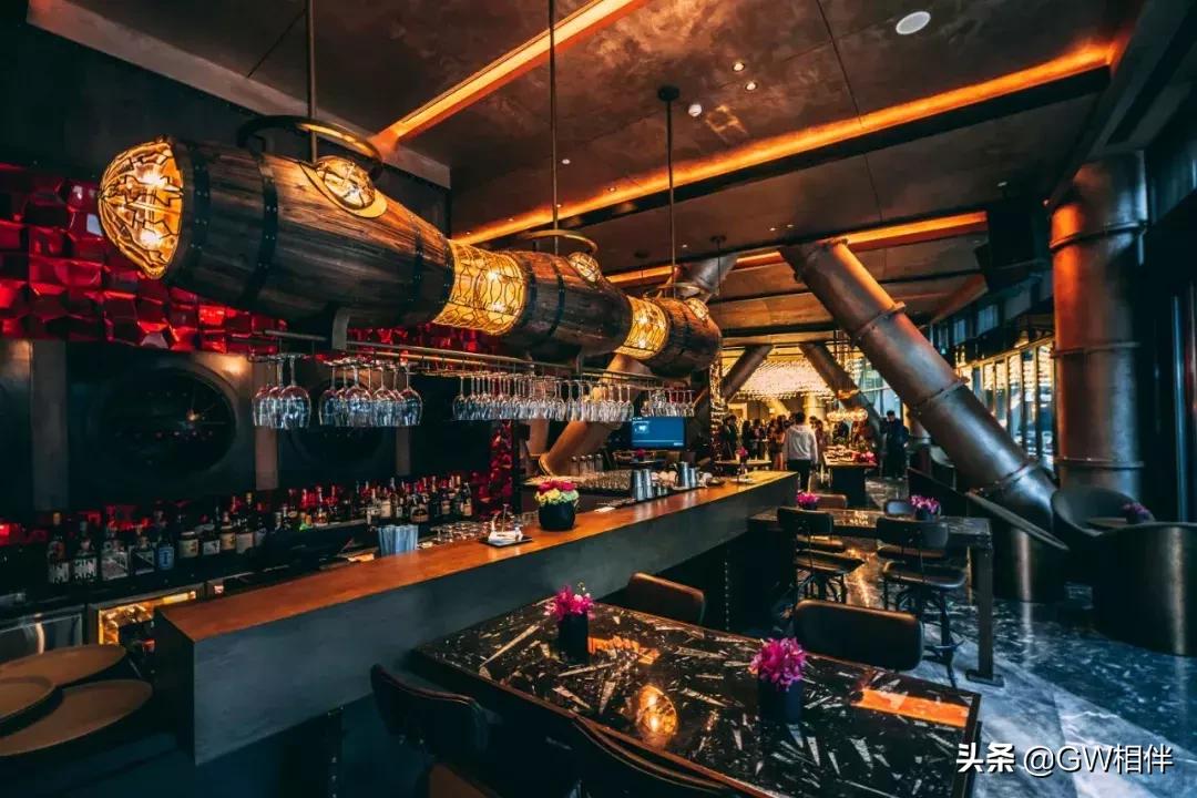 上海世茂深坑酒店建造过程,上海深坑酒店世界建筑奇迹