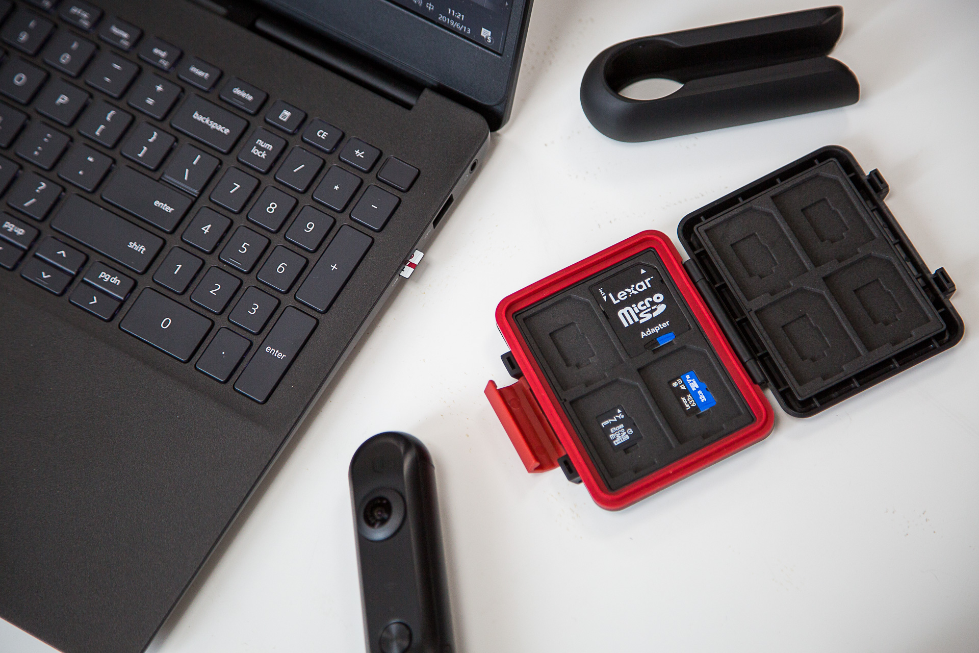 戴尔灵越700015高能轻薄笔记本,轻薄本笔电推荐