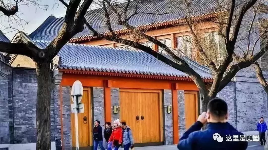 49岁邓文迪与22岁男友,49岁邓文迪与20岁男友