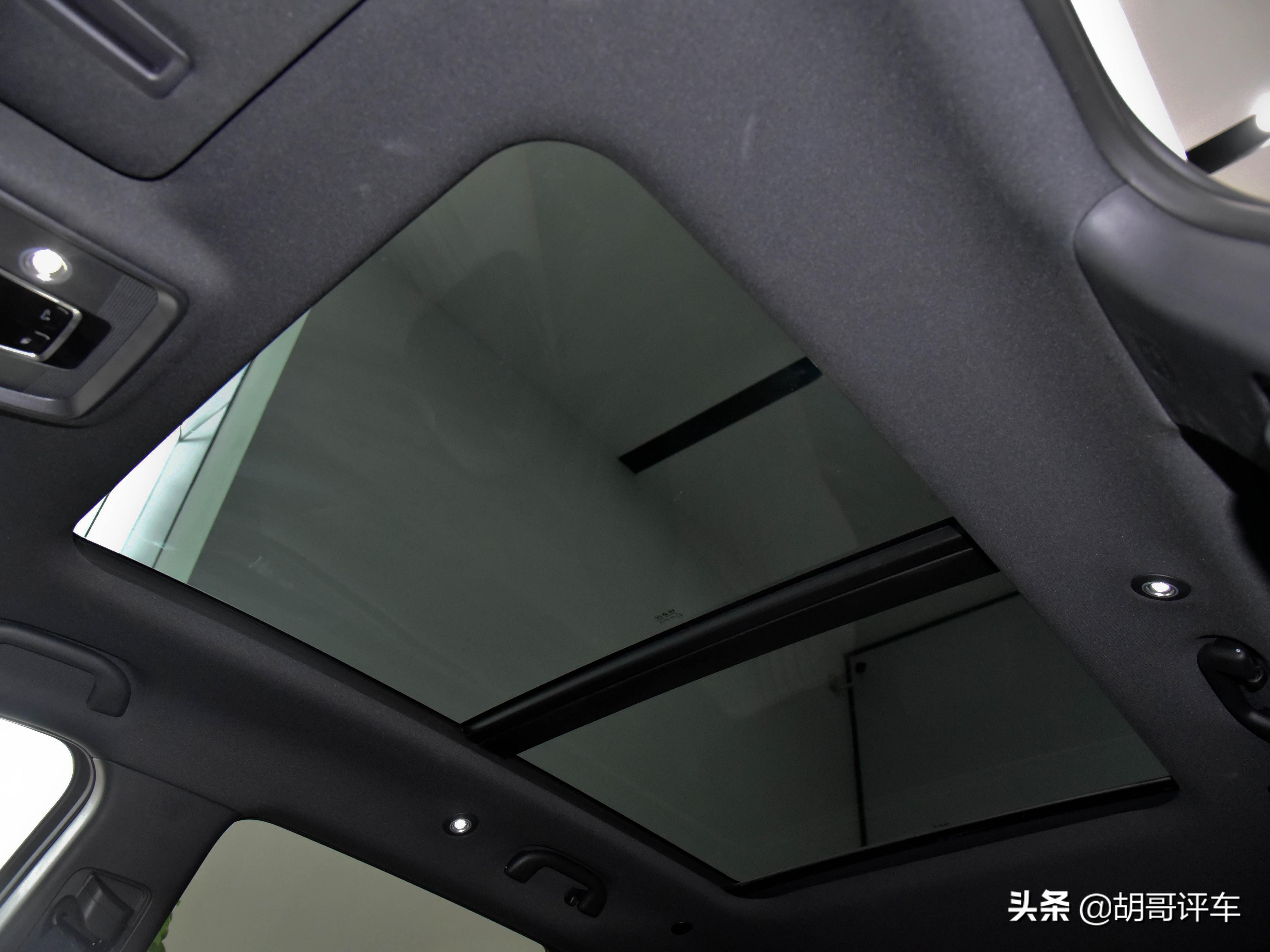 比亚迪宋plus油电混合版乘坐体验,比亚迪宋plus油电混合旗舰版测评