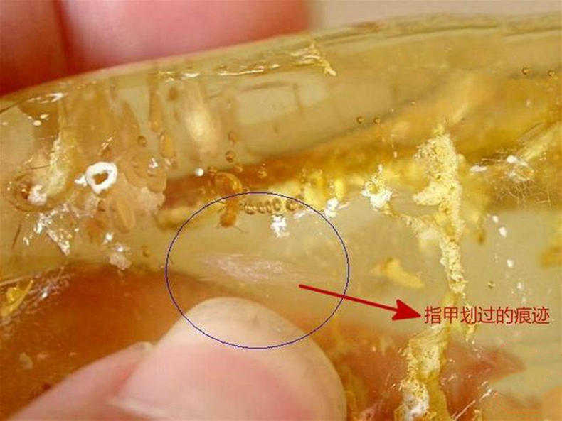 紫外线灯看真假琥珀蜜蜡,一分钟快速辨别蜜蜡真假