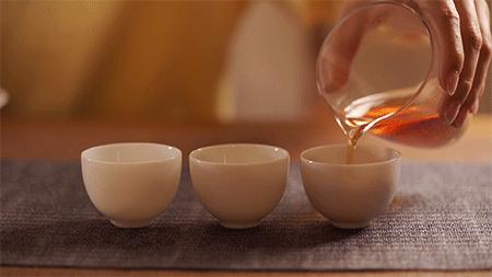 泡茶喝茶的学问,泡茶的学问之泡茶用什么杯子