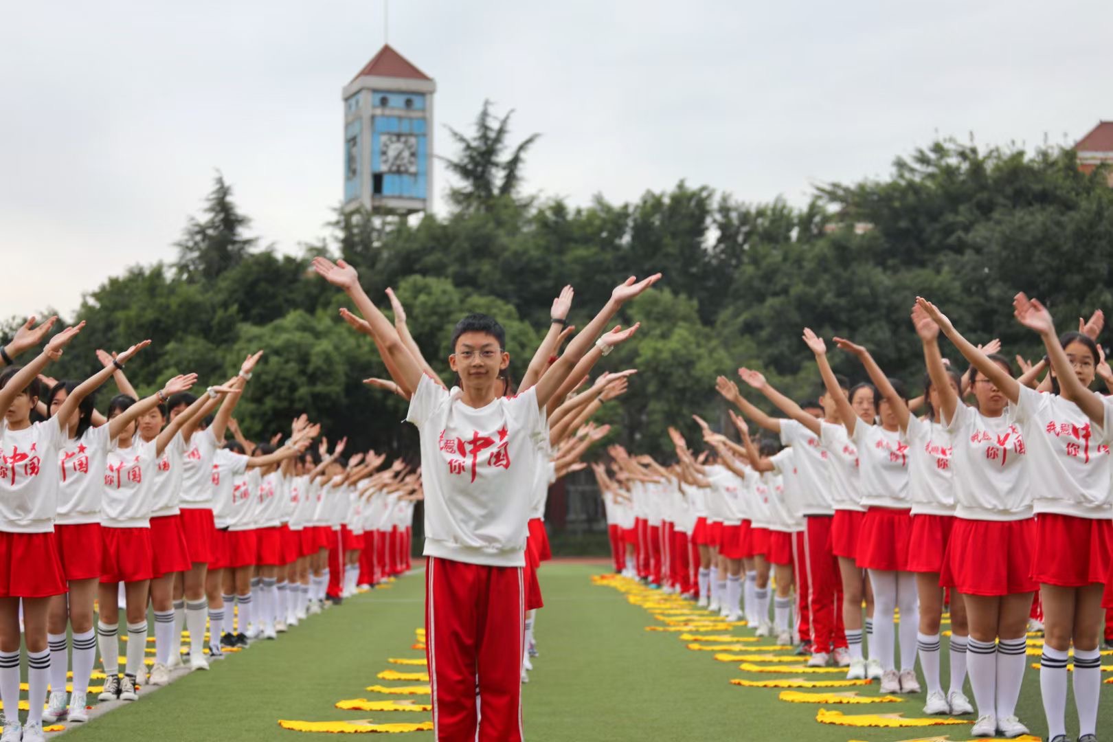 家长比孩子激动,安乡县城北小学体育节