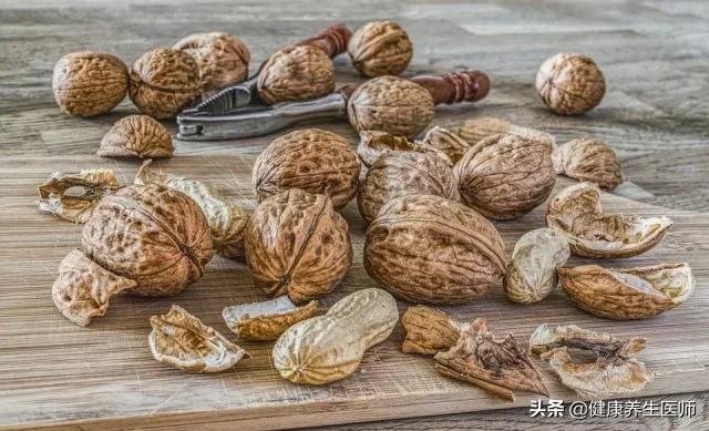 前列腺增生症状消失了可以停药吗,良性前列腺增生最早出现的症状是