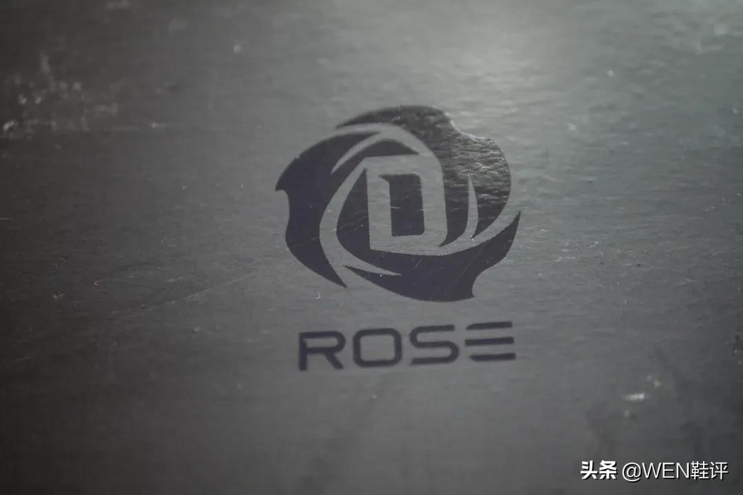 阿迪4d科技,阿迪又帅又能实战的球鞋