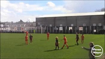 足球边线球正确动作,足球意识思路