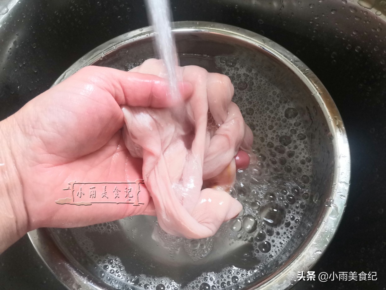 小肠怎么洗才没有怪味,小肠怎么洗才干净简单