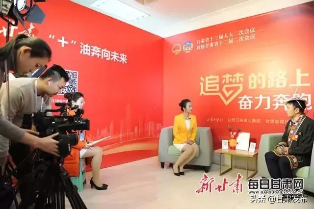 紧扣民生！小鹿跑*会两**来听听代表委员的“挂心事儿”