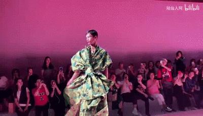 还记得当年的3shine吗？从被群嘲到时尚宠儿，她经历了什么