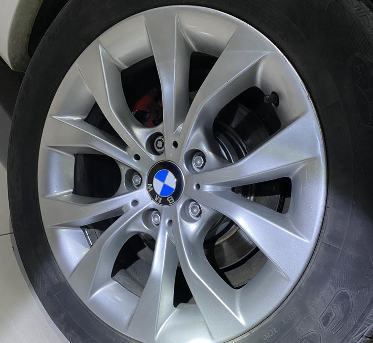 宝马x1手动挡哪款值得入手,2013宝马x1手动挡二手多少钱