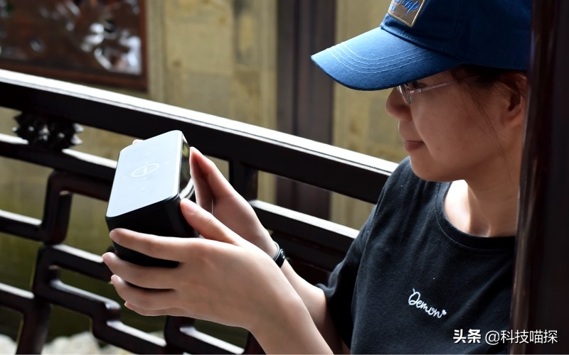 蓝牙音箱时钟闹钟,蓝牙音箱时钟夜灯语音唤醒一体