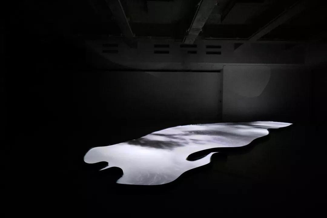 这个时代不是拼命就有用的,这个时代并不是努力就一定能赚钱