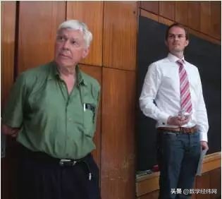 数学家斯梅尔简介,传奇数学家斯梅尔