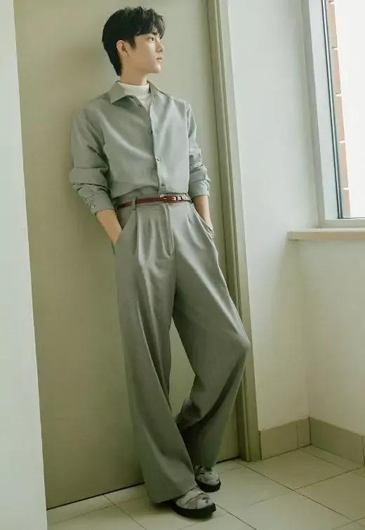 肖战的衣品是自己搭的吗,肖战衣品高清图片