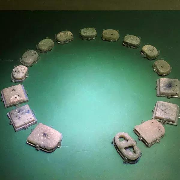 爱马仕腰带用了十年,真正的爱马仕腰带是缝上的吗