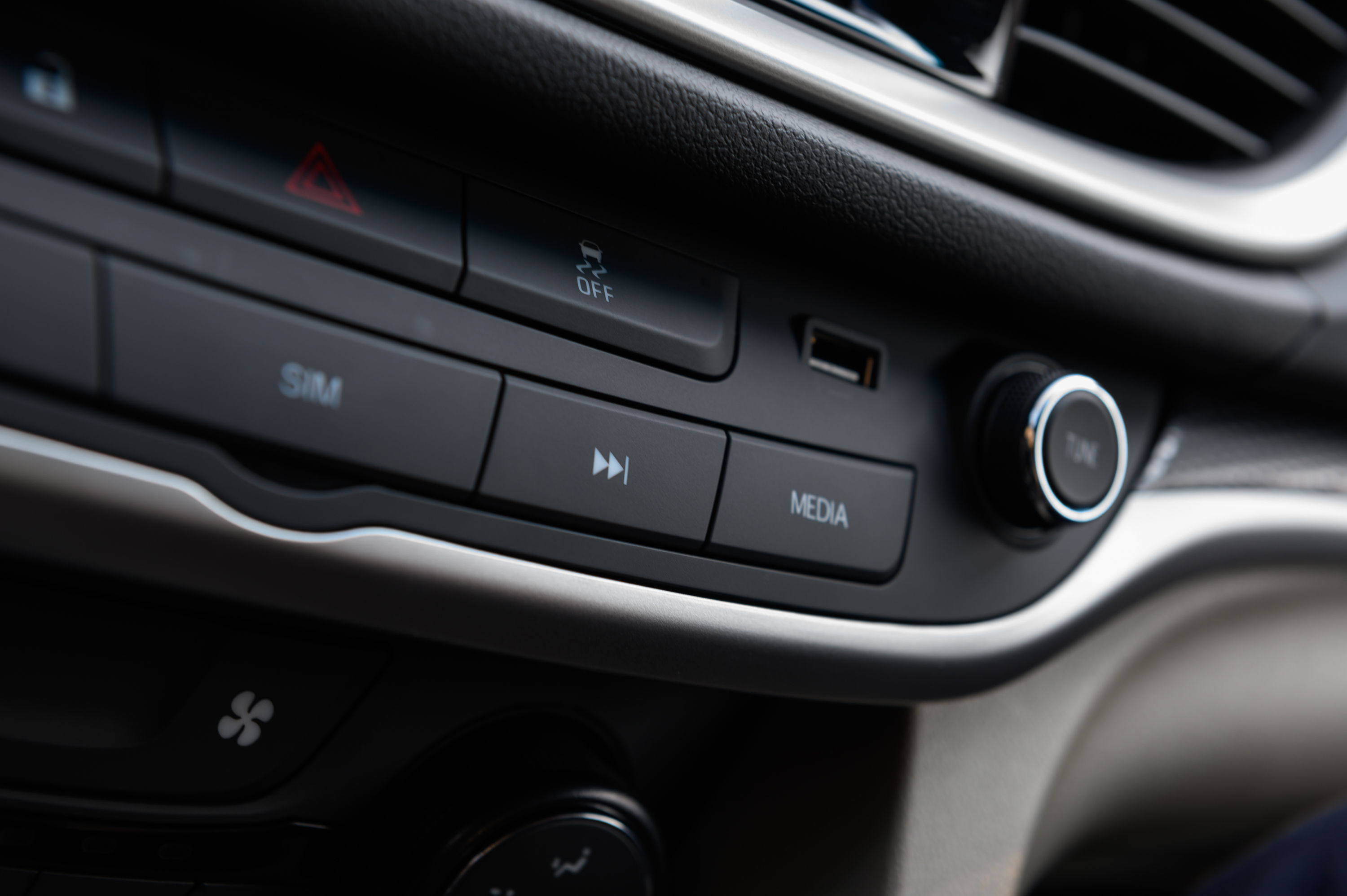 别克英朗精英版车主真实感受,2019款英朗车主真实感受