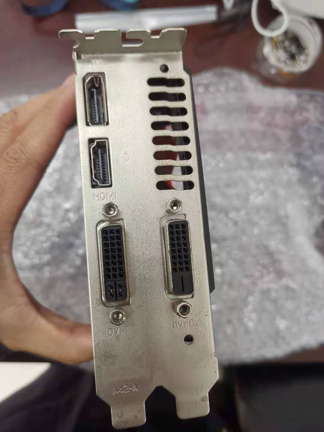 目前的显卡神卡,现在300元显卡