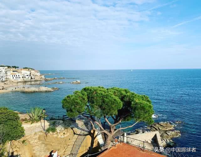 武磊西班牙生活,武磊和妻子秀恩爱