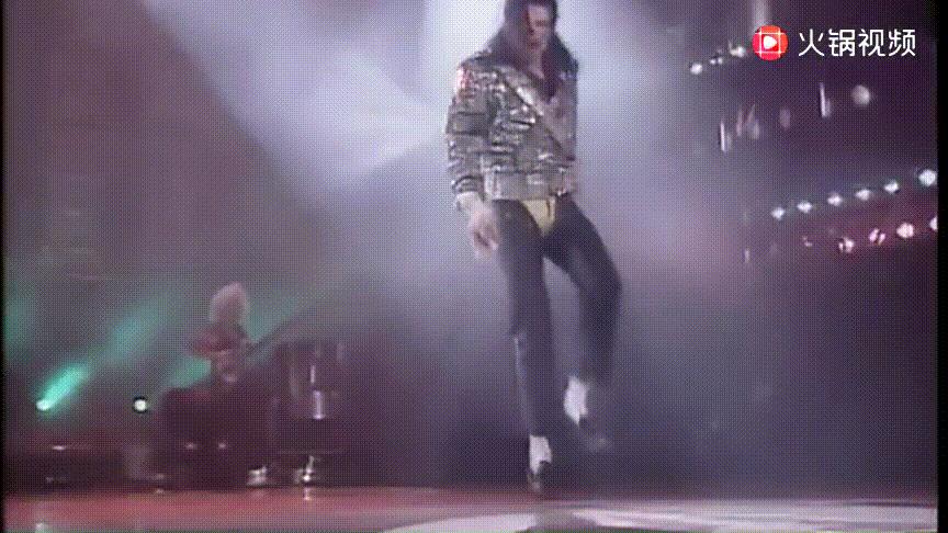 迈克尔杰克逊billiejean1992年演唱会,杰克逊1992年最震撼的演唱会