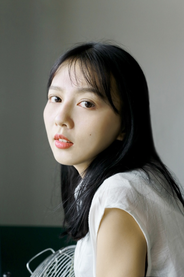 复古可爱女孩室内写真,复古清纯女孩写真