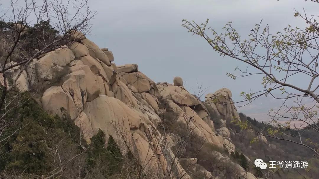 邹城峄山石头怎么形成的,峄山的石头是怎么形成
