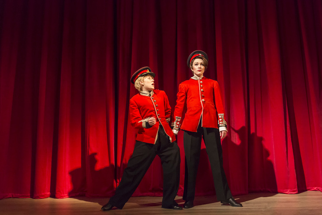 英国戏剧舞台上的女*爱性**恋：被遮盖的主体*欲情**与艰难的戏剧呈现