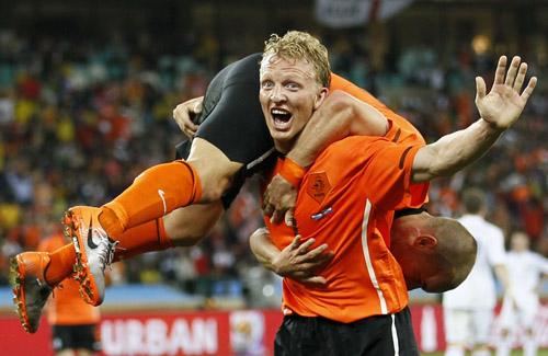 天下足球对斯内德的评价,天下足球十大感动瞬间斯内德