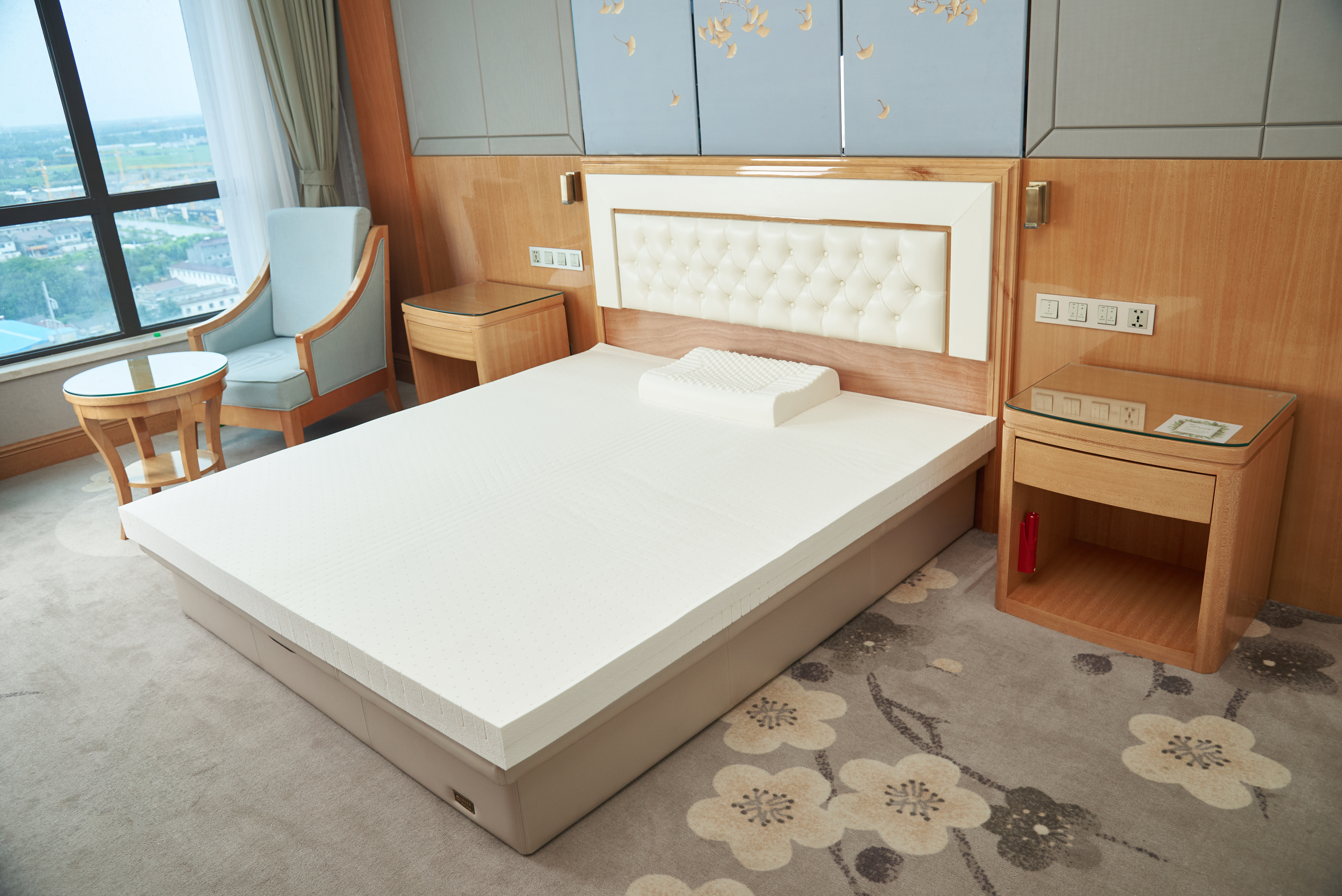 榻榻米乳胶床垫多厚合适,床垫在家里应该买多厚