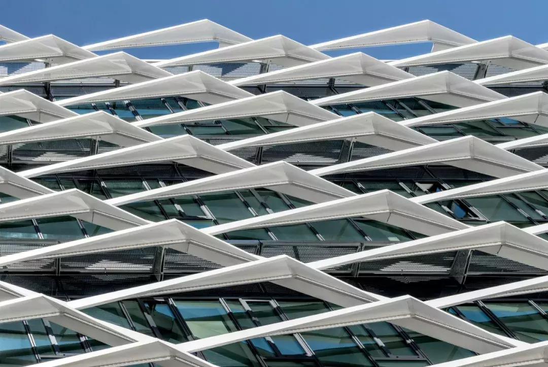 阿迪达斯adidas总部,adidas总部大楼图片