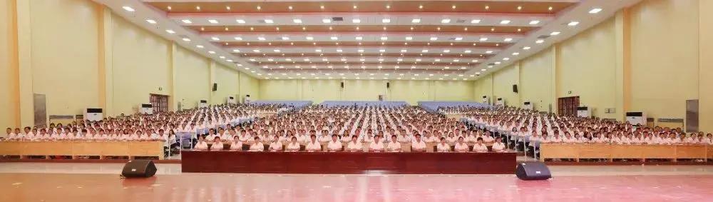 开学啦迎接新生,开学啦迎接新的学期