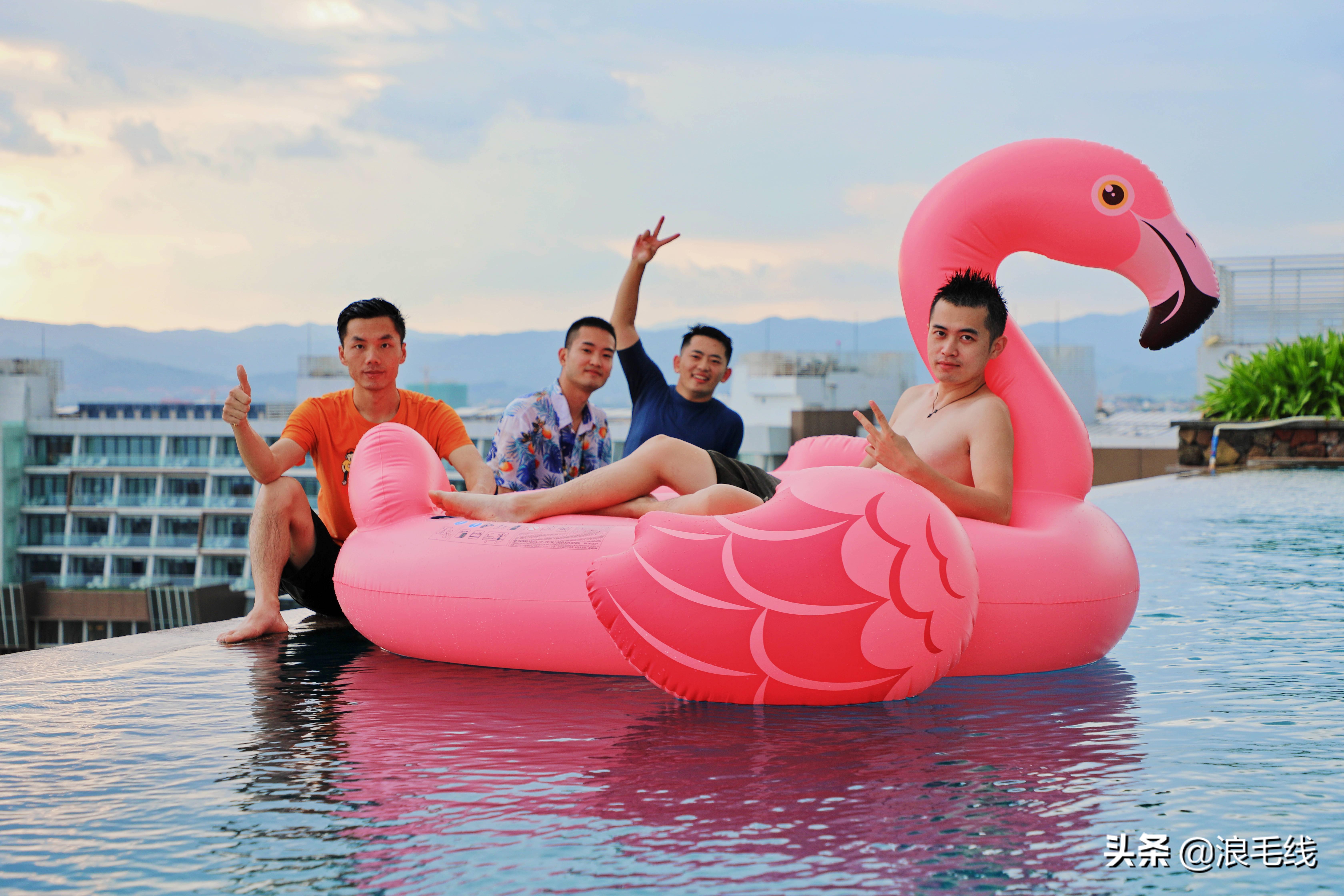 李现拍戏住的三亚酒店多少钱一晚,住韩商言同款酒店