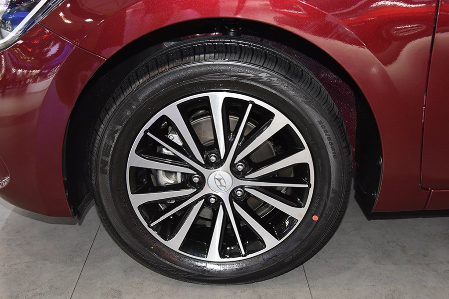 北京现代逸行试驾,逸行现代测评