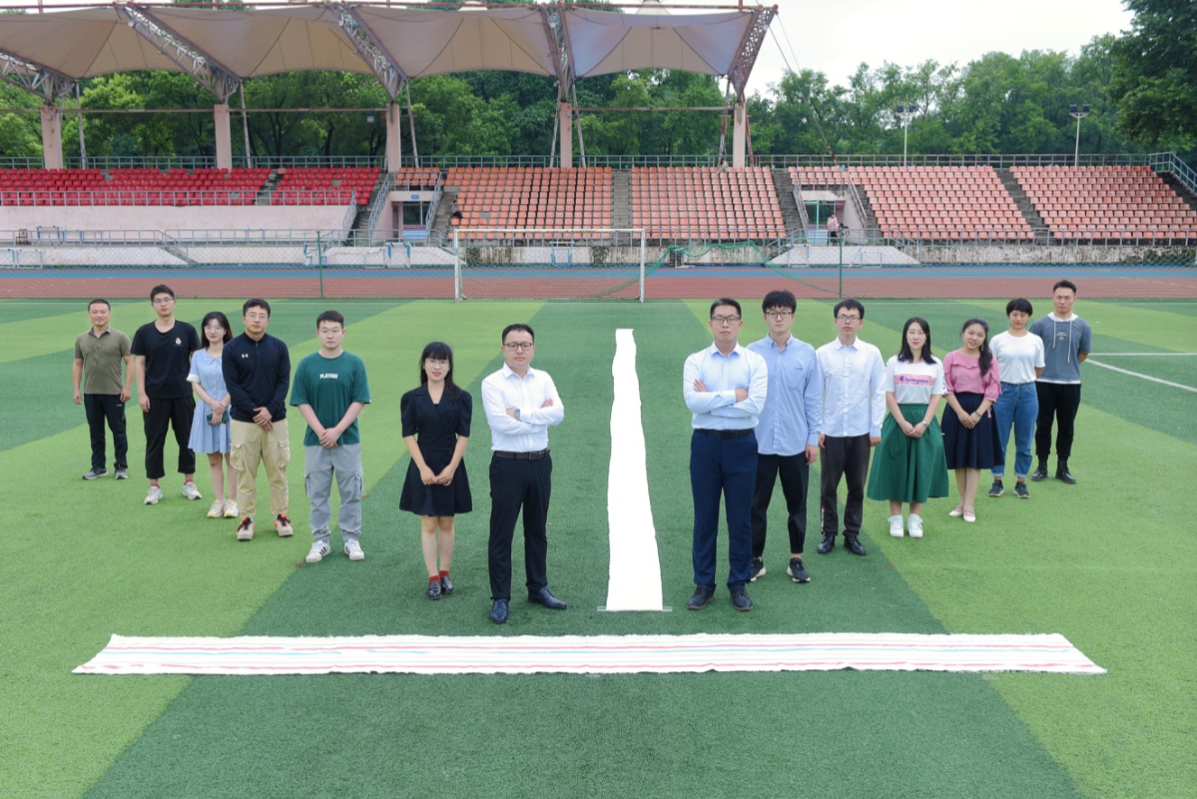 中国科学家太牛了,科幻电影里的衣服,我们做出来了