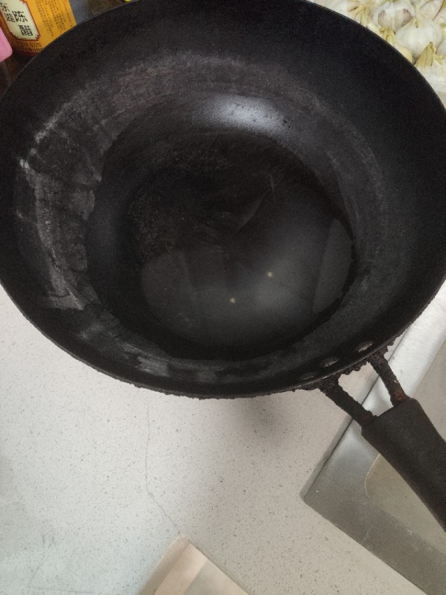 制作凉皮免水洗全过程,自制手工凉皮碎是怎么回事