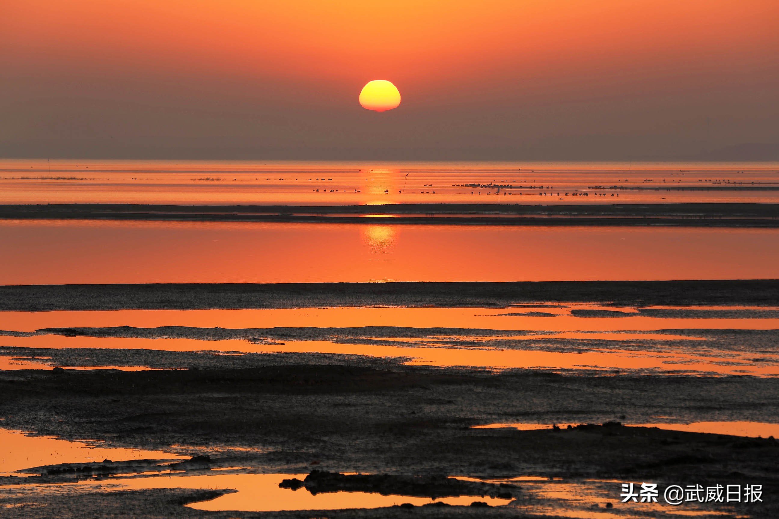 红旗谷里“农家乐”