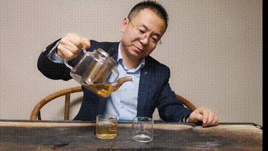 长成的华山.托就的佛