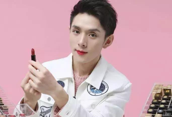 美妆柜台揭秘,美妆专柜和国柜有什么区别