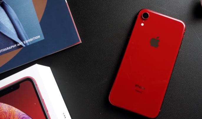 年度手机跳水王：iPhone这款“颜值小刚炮”直降1100，终于等到！