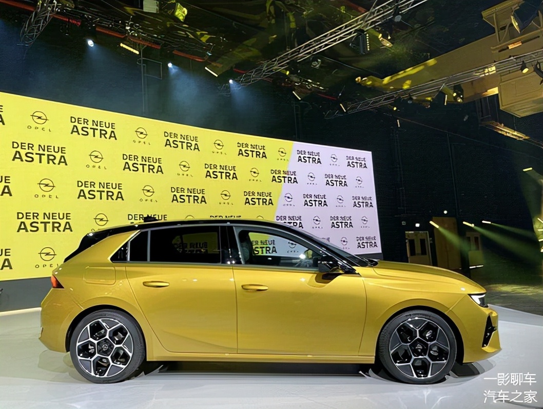 新款欧宝雅特图片,欧宝雅特的外观设计时尚吗