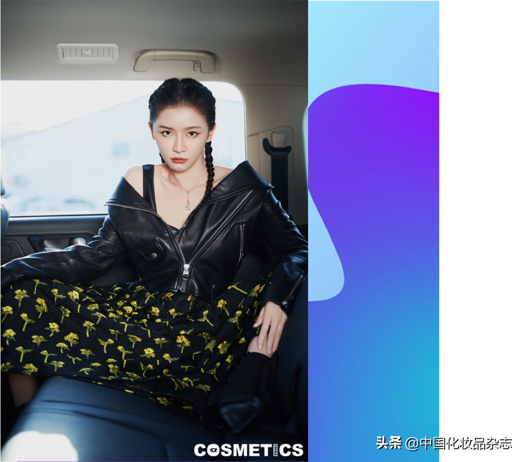 cosmo时尚盛典蔡卓宜走红毯,蔡卓宜笑起来眼睛弯弯的秘诀