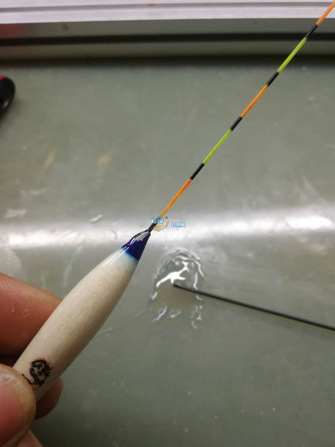 纳米浮漂漂身开裂修复视频,孔雀与浮漂开裂怎么处理