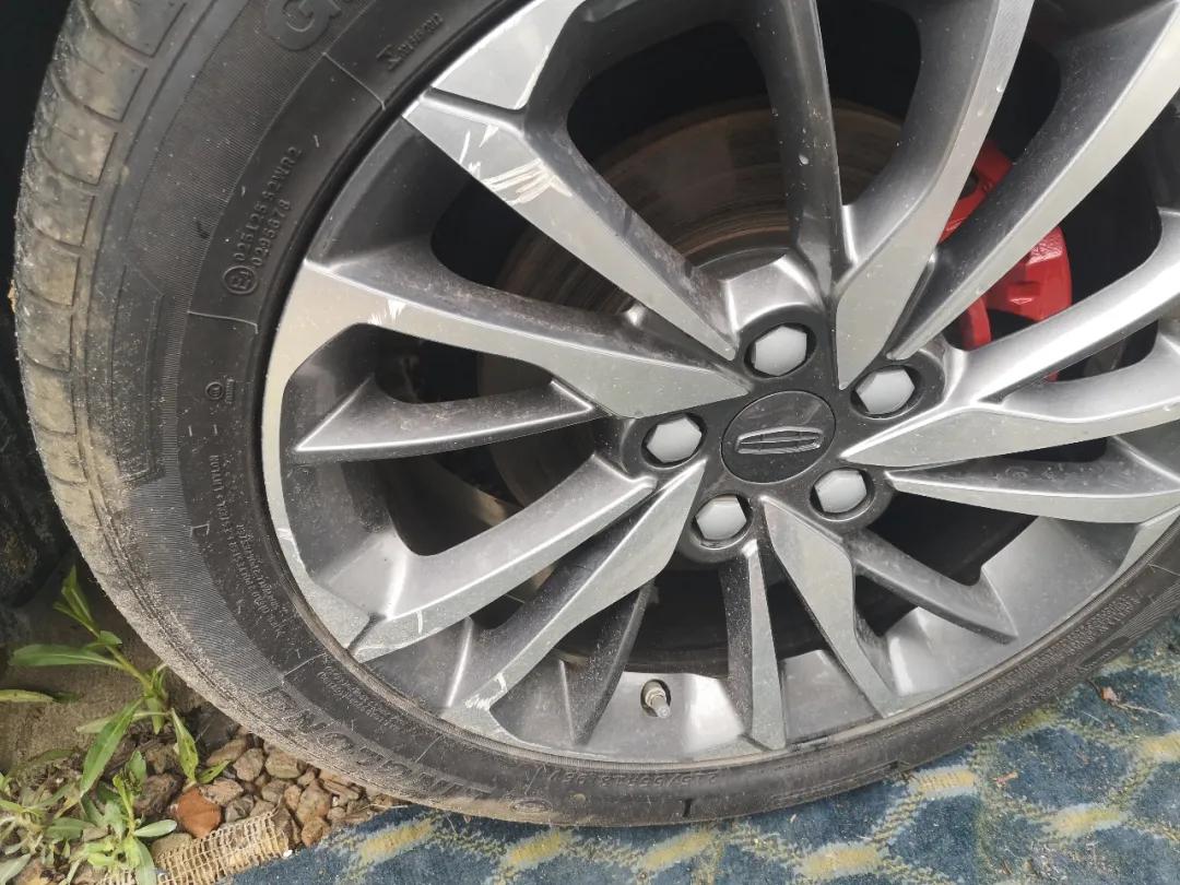 二手吉利缤越和昂克赛拉哪个好,吉利缤越和领克02怎么选