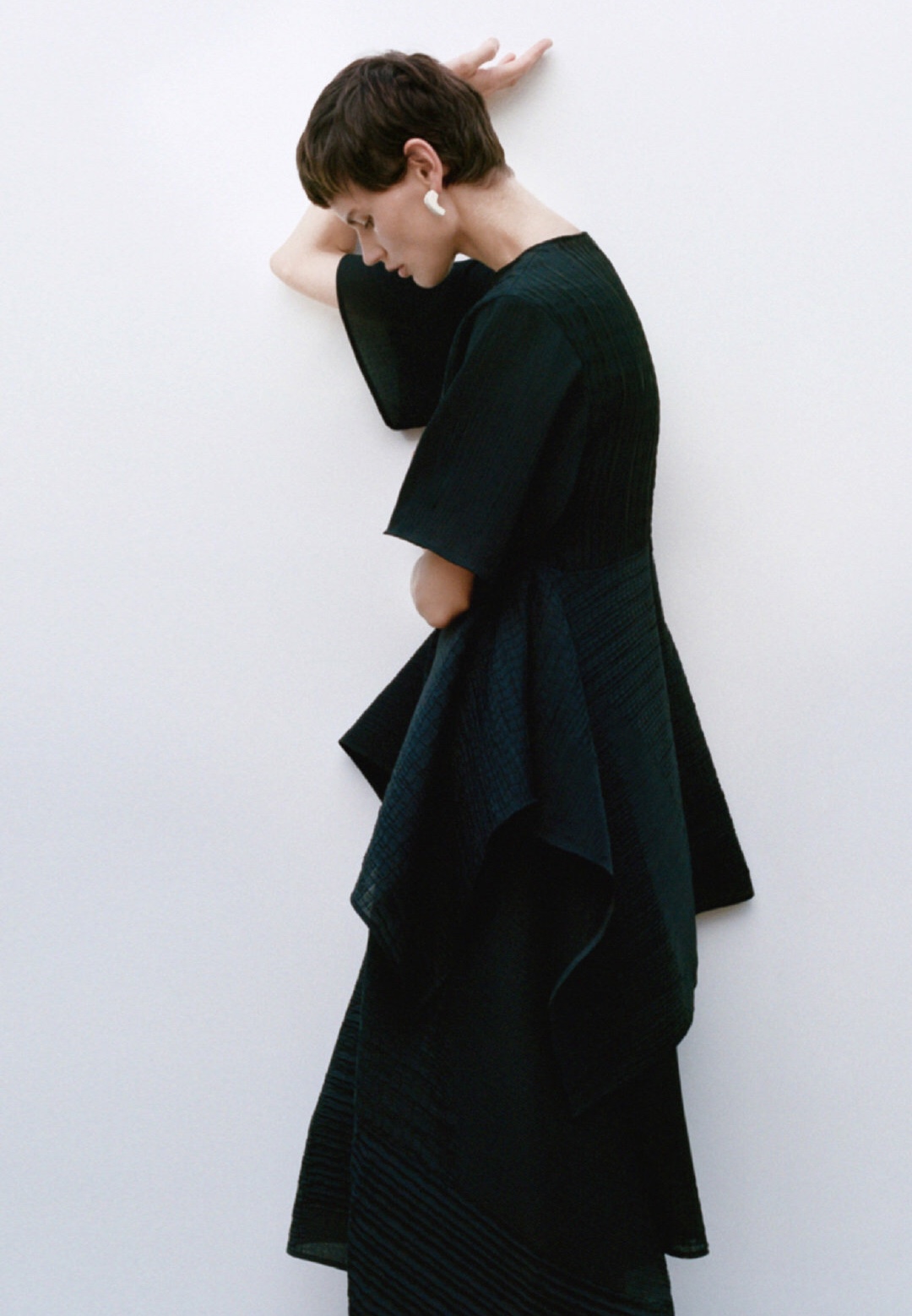 完美通勤穿搭|18个性冷淡风极简主义品牌